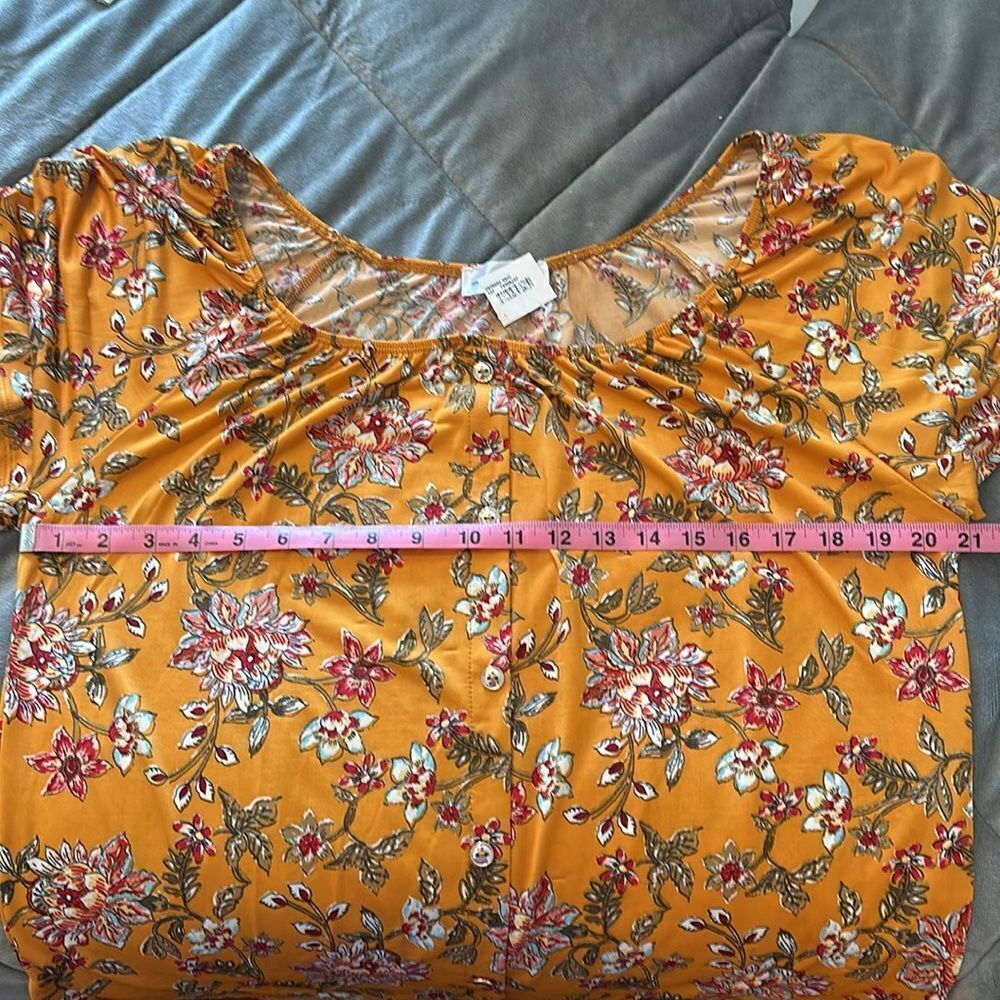 Floral Mustard Gold Yellow Modern Attraction Shirt Top Blouse Medium M NWT - Picture 6 of 6
